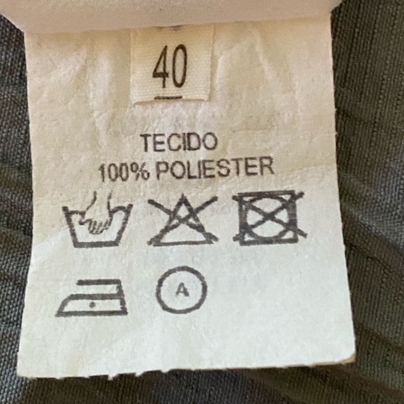 Luigi Bertolli  white sleeveless blouse, size 40. Draped neckline. - Picture 5 of 5